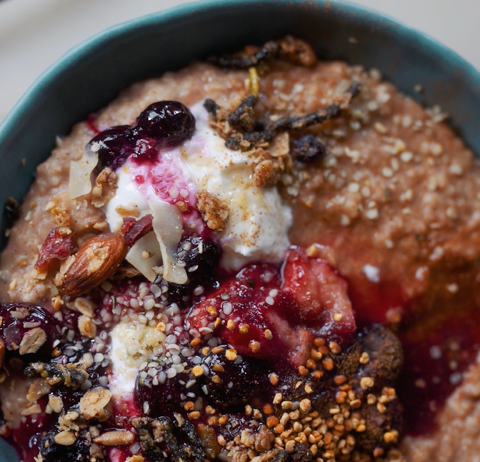 Porridge with PhycoHealth Phybre and Plant Protein