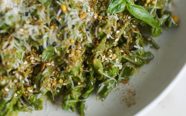 Seaweed Secrets: Simple and Complex at the Same Time