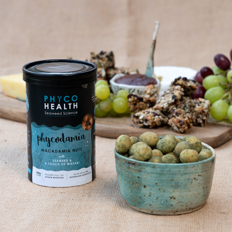 PHYCODAMIAS seaweed & wasabi roasted macadamias nuts